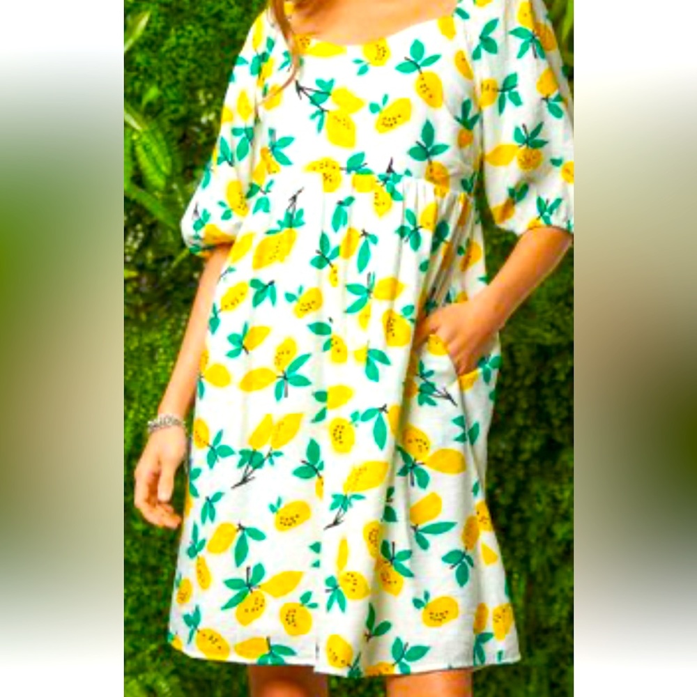 Davi & Dani Lemon Dress Size Medium